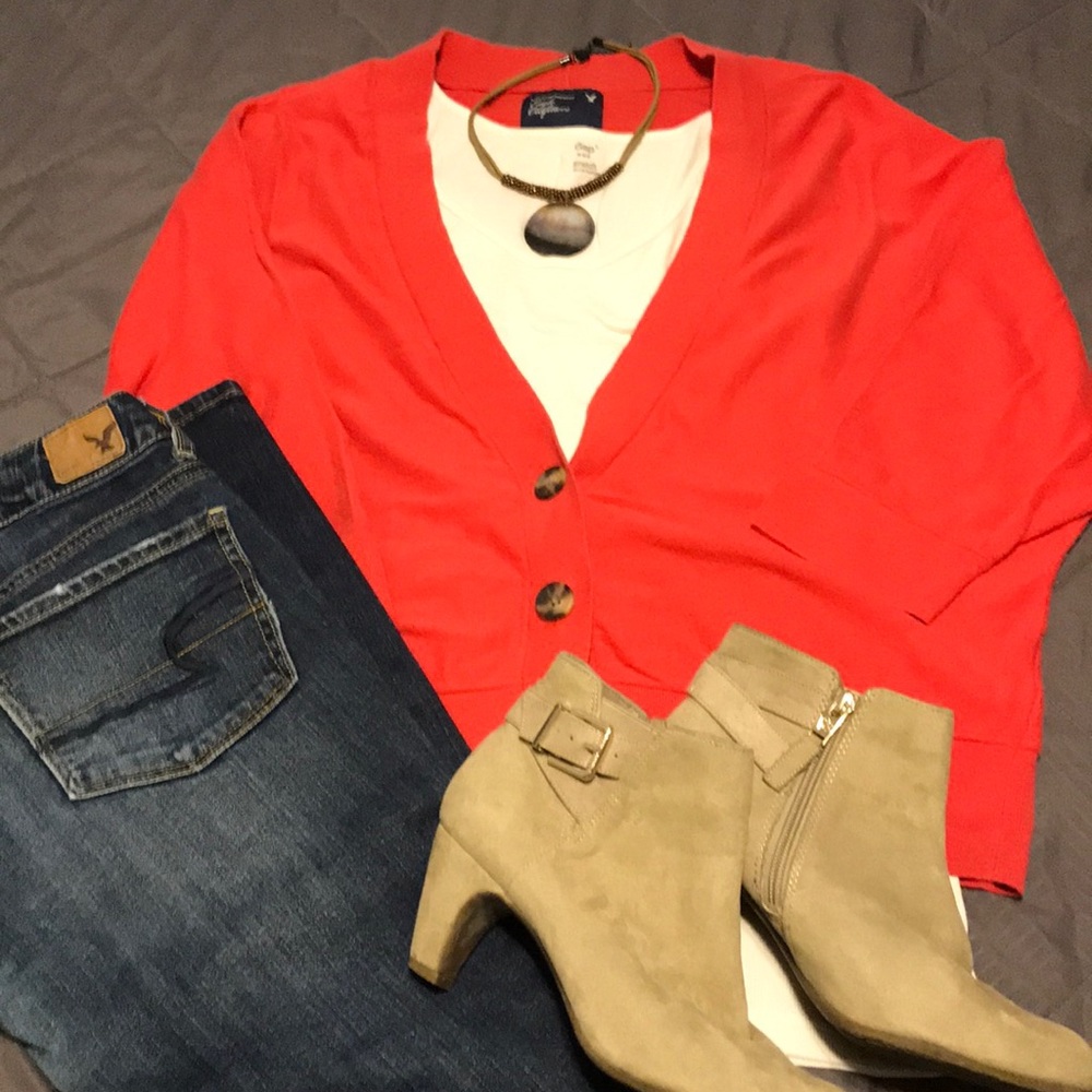 American Eagle 3/4 Sleeve Sweater